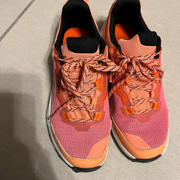 Adidas Terrex Hiking Shoes - Picture 4 of 6